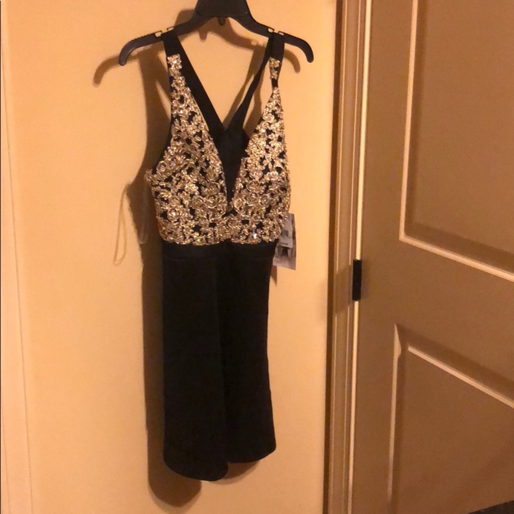 Dillard’s juniors dress gold black fancy with tags